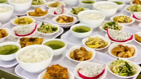 Suất Ăn Công Nghiệp Là Gì? Tiêu Chuẩn & Quy Trình Space Catering 2026